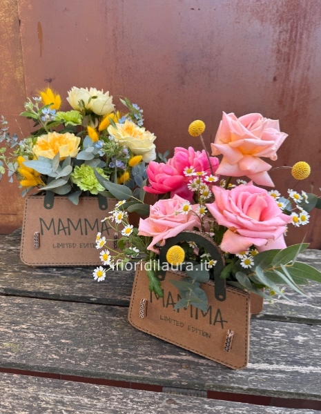 Borsa piccola fiorita base 20x10